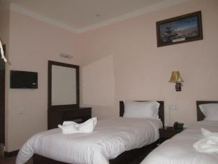 Kathmandu Embassy Hotel Zewnętrze zdjęcie